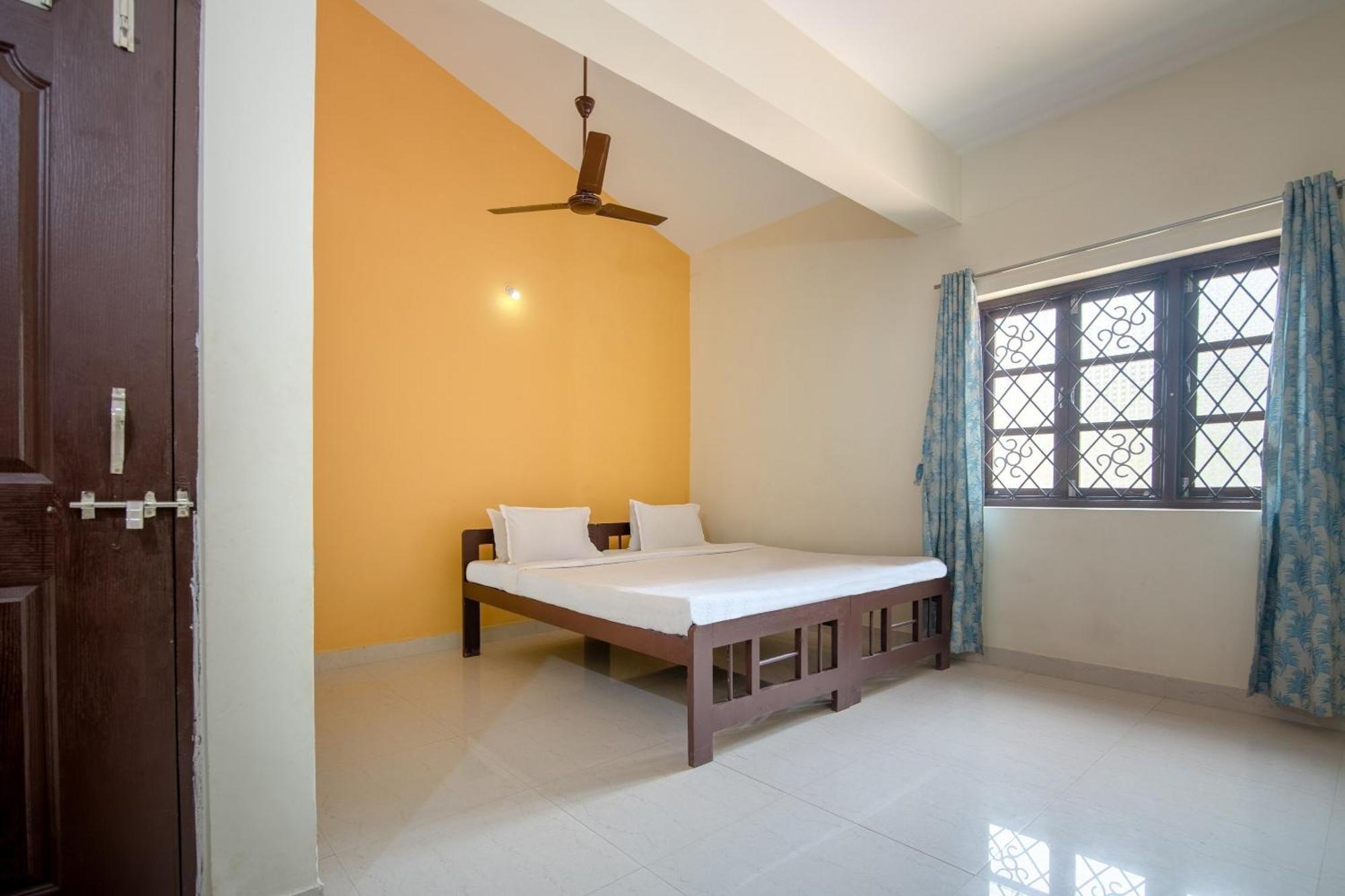 Spot On Ps Guest House Calangute Exteriér fotografie